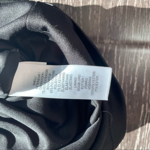 NWT AIDAN BY AIDAN MATTOX VELVET OFF SHOULDER DRESS BLACK SIZE 0 - Picture 4 of 6